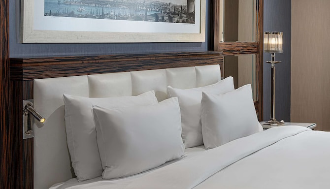 Radisson Blu Hotel, Istanbul Pera - Guest room detail