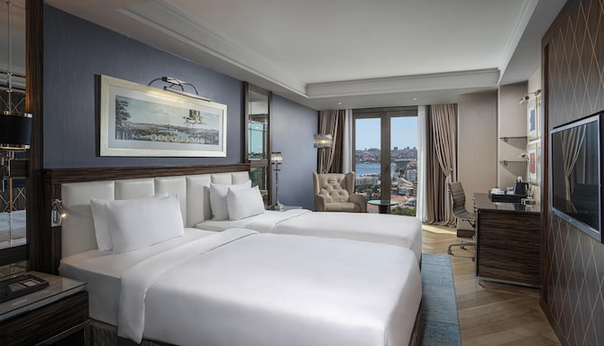 Radisson Blu Hotel, Istanbul Pera - Executive Twin Bed