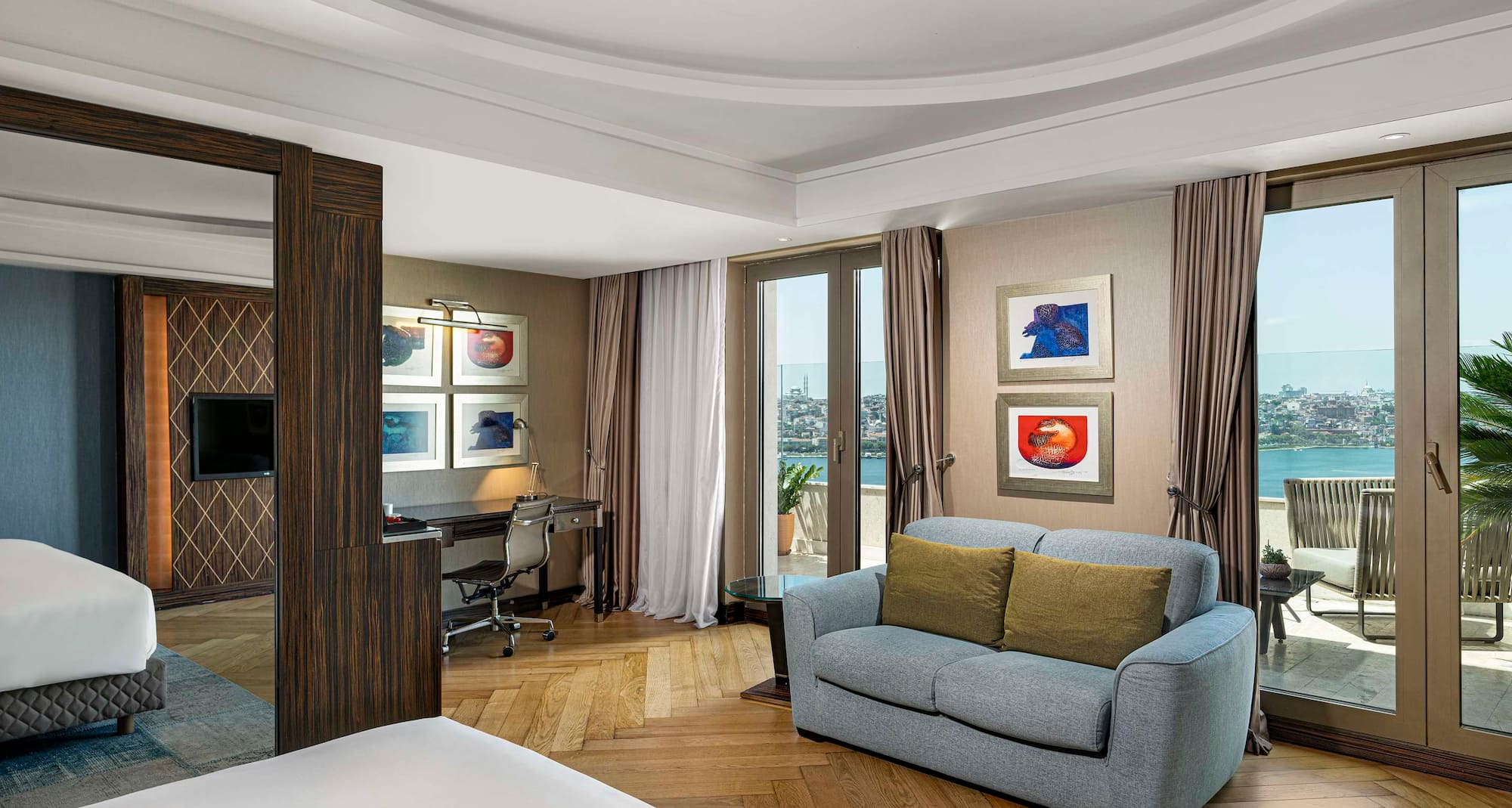 Radisson Blu Hotel, Istanbul Pera - Golden Horn Panoramic Suite