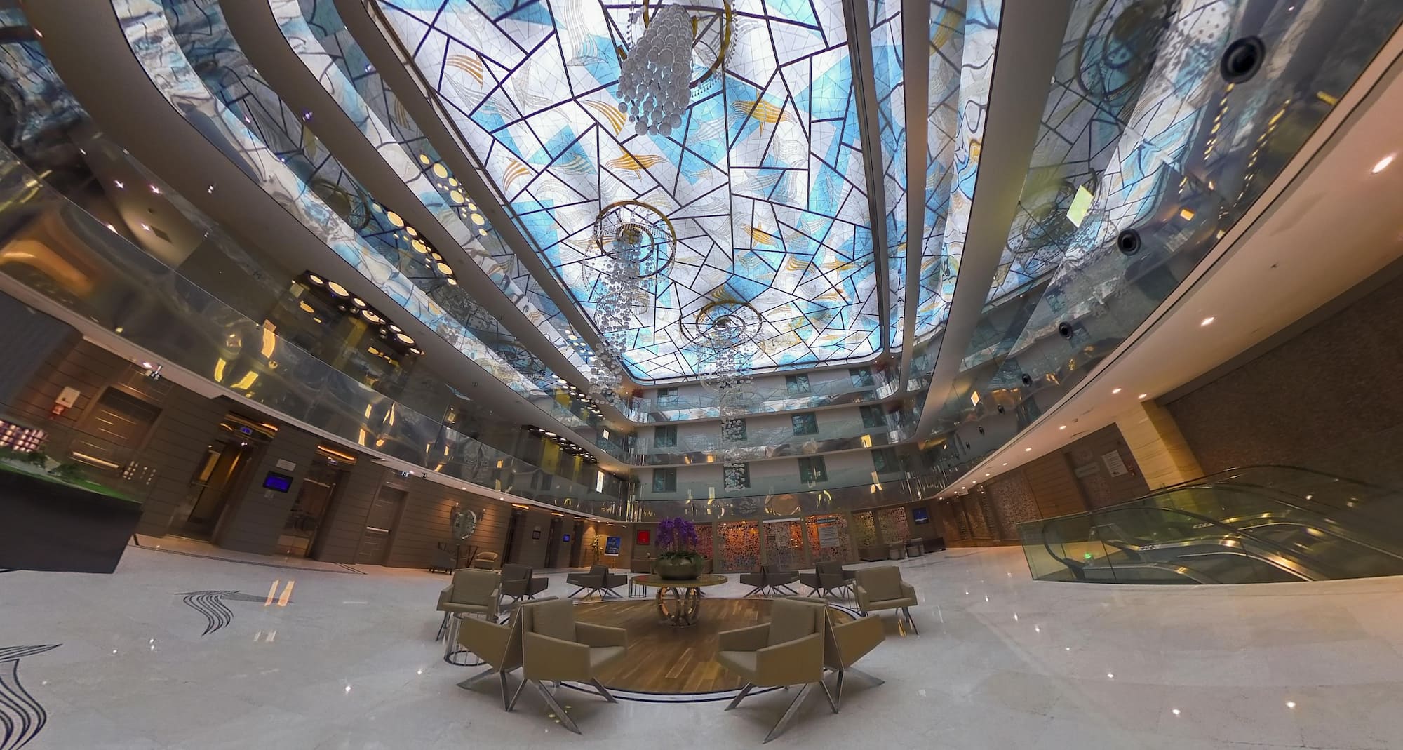 Radisson Blu Hotel, Istanbul Sisli - منظر البهو