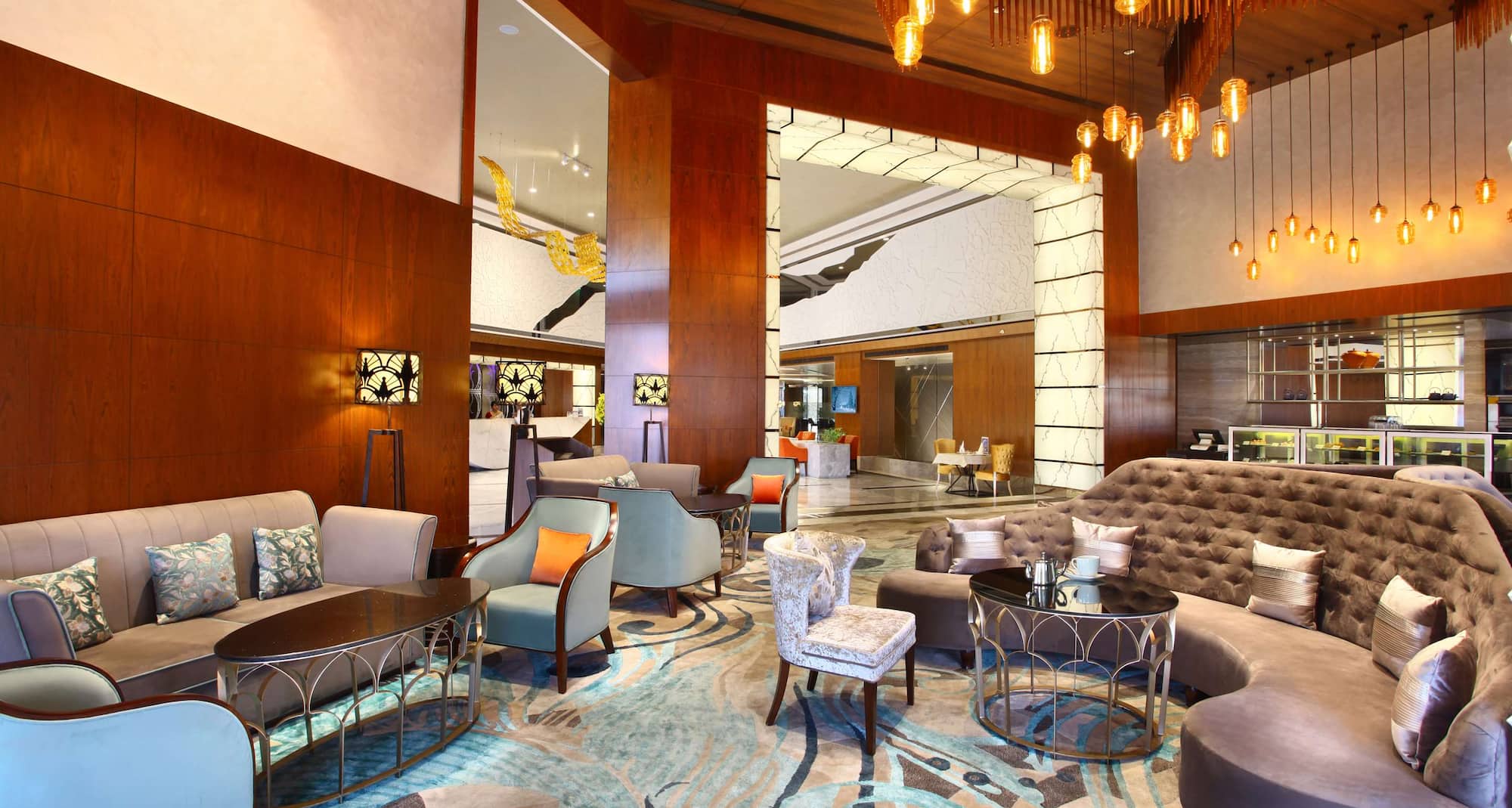 Radisson Blu Jammu - Brew the lounge