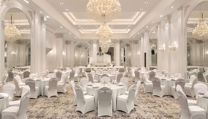 Radisson Blu Hotel, Jeddah Al Hamra - قاعة حفلات كبيرة