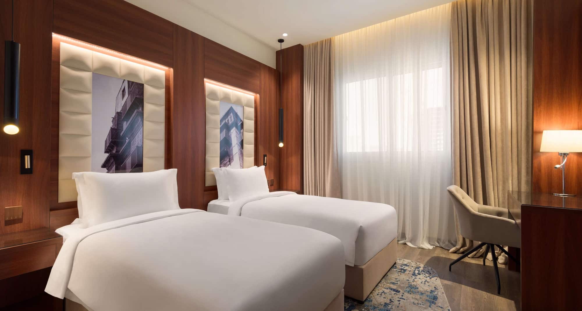 Radisson Blu Hotel, Jeddah Al Hamra - Standard & Superior King Room