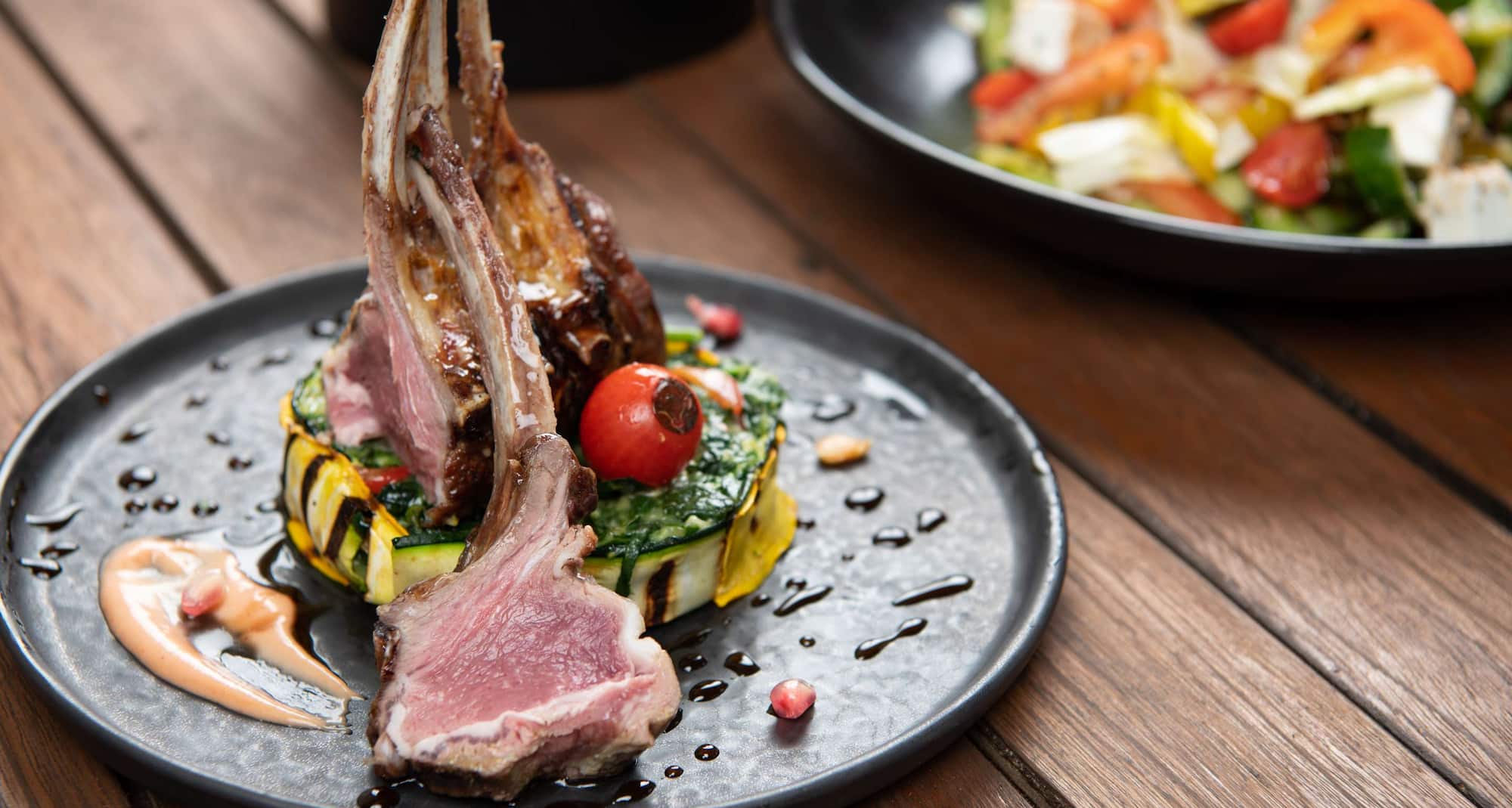 فندق راديسون بلو، جدة السلام - الغداء