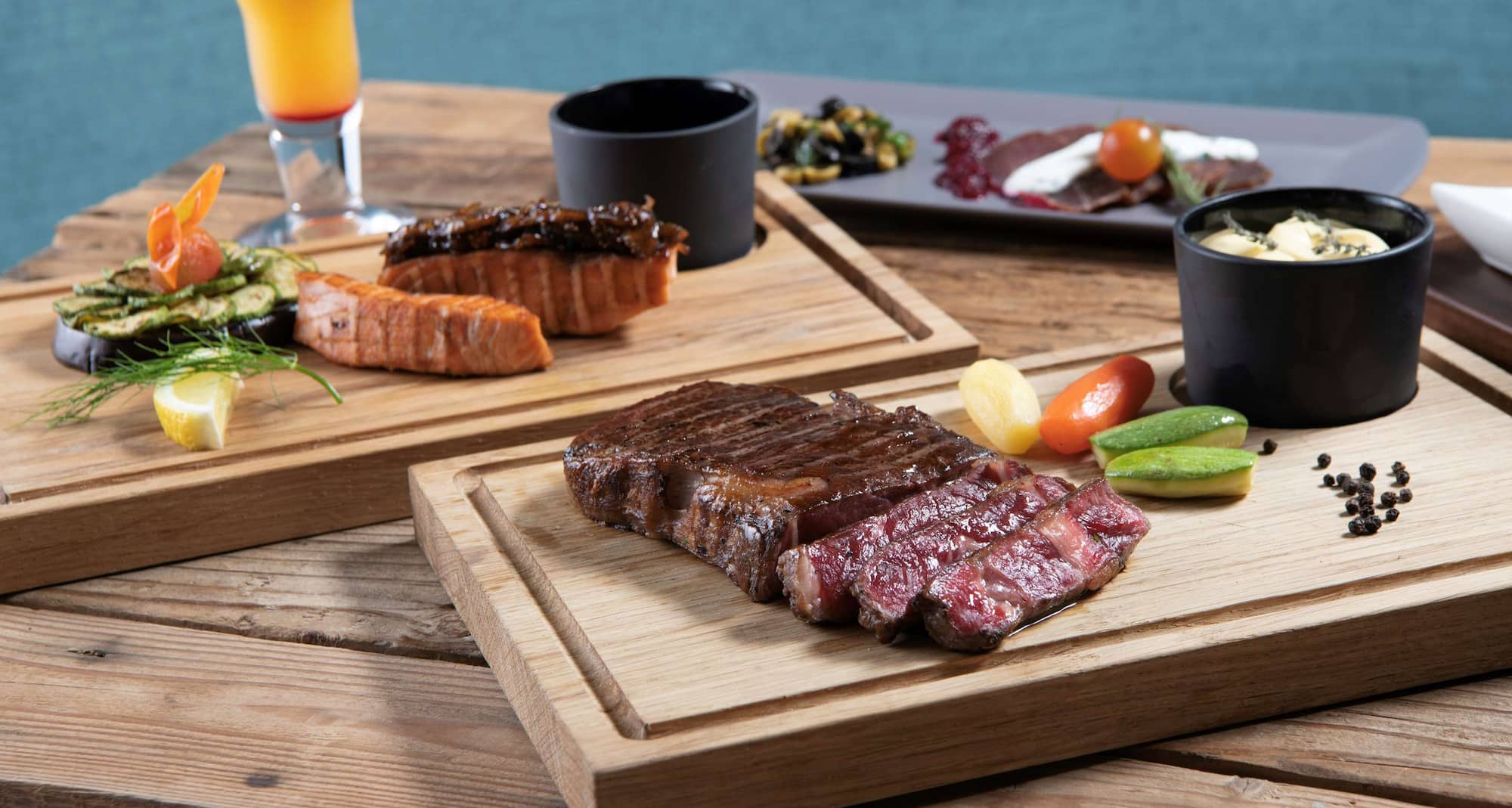 Radisson Blu Hotel, Jeddah Corniche - Restaurant Food