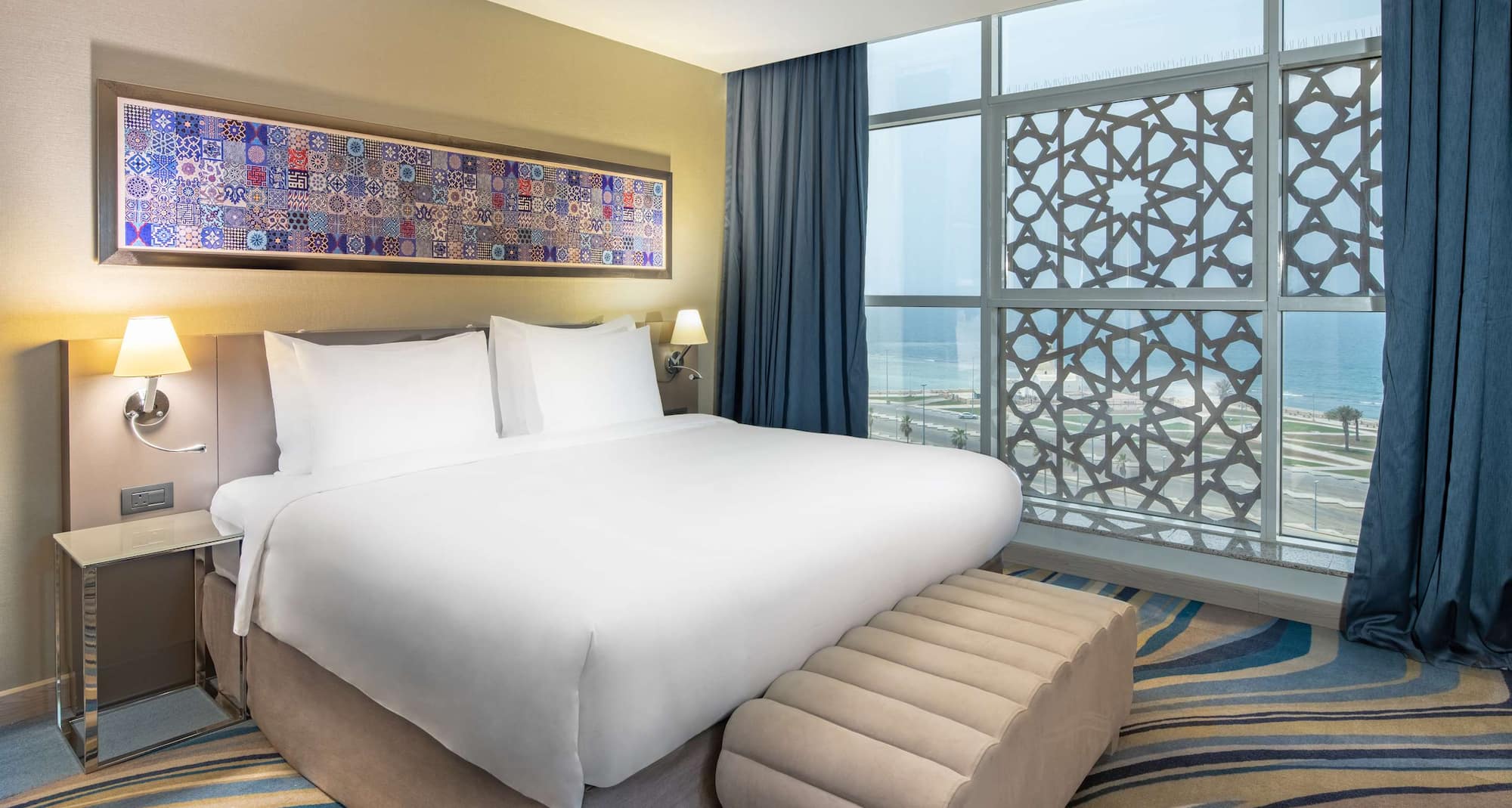 Radisson Blu Hotel, Jeddah Corniche - Business Class Room
