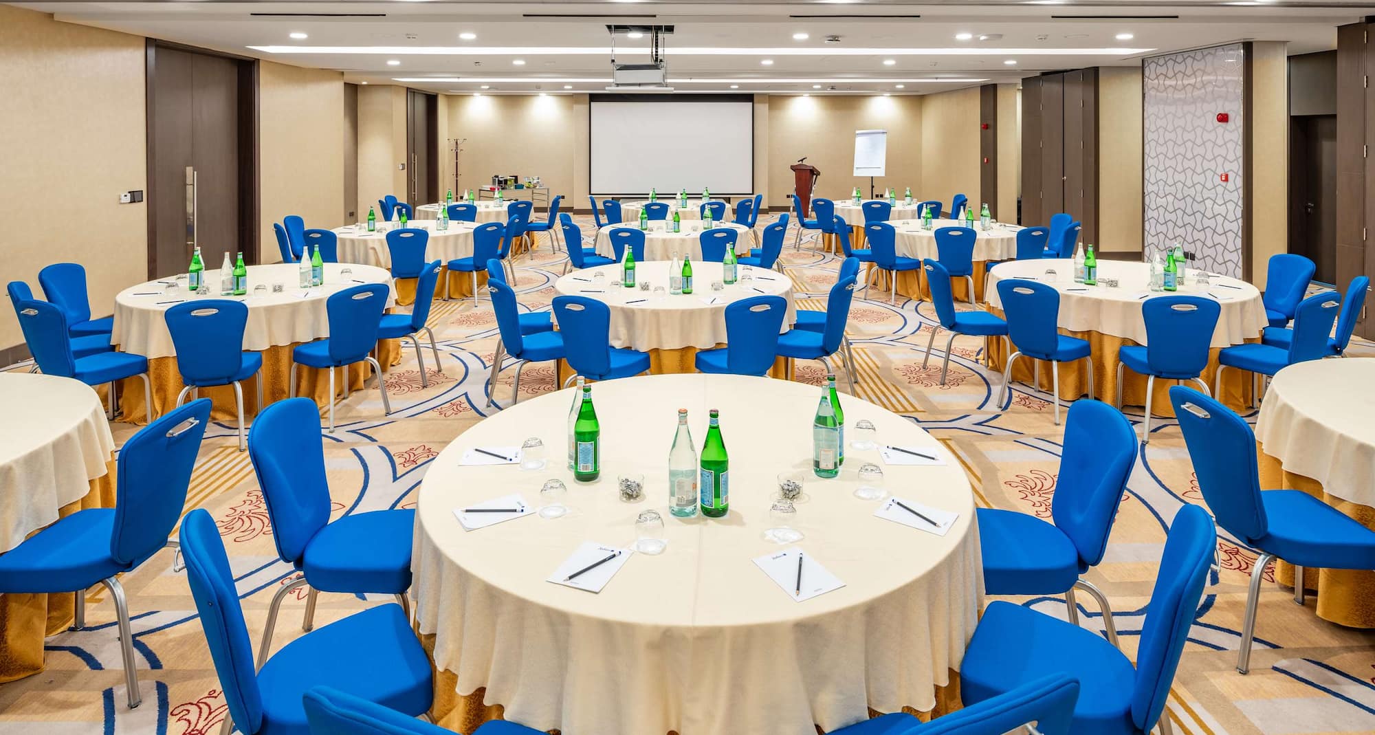 Radisson Blu Hotel, Jeddah Corniche - Meeting Room - Miramar banquet