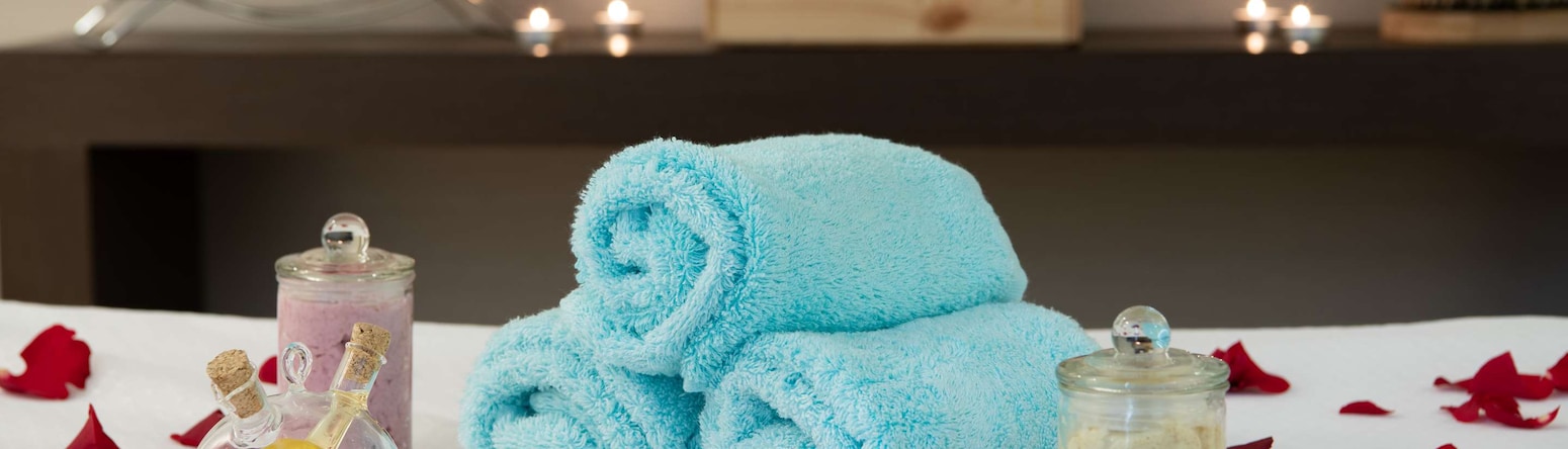 فندق راديسون بلو، جدة الكورنيش - مناشف السبا