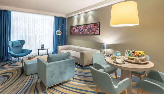 Radisson Blu Hotel, Jeddah Corniche - Two Bedroom Suite