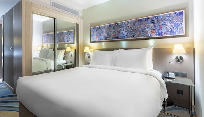 Radisson Blu Hotel, Jeddah Corniche - Two Bedroom Suite