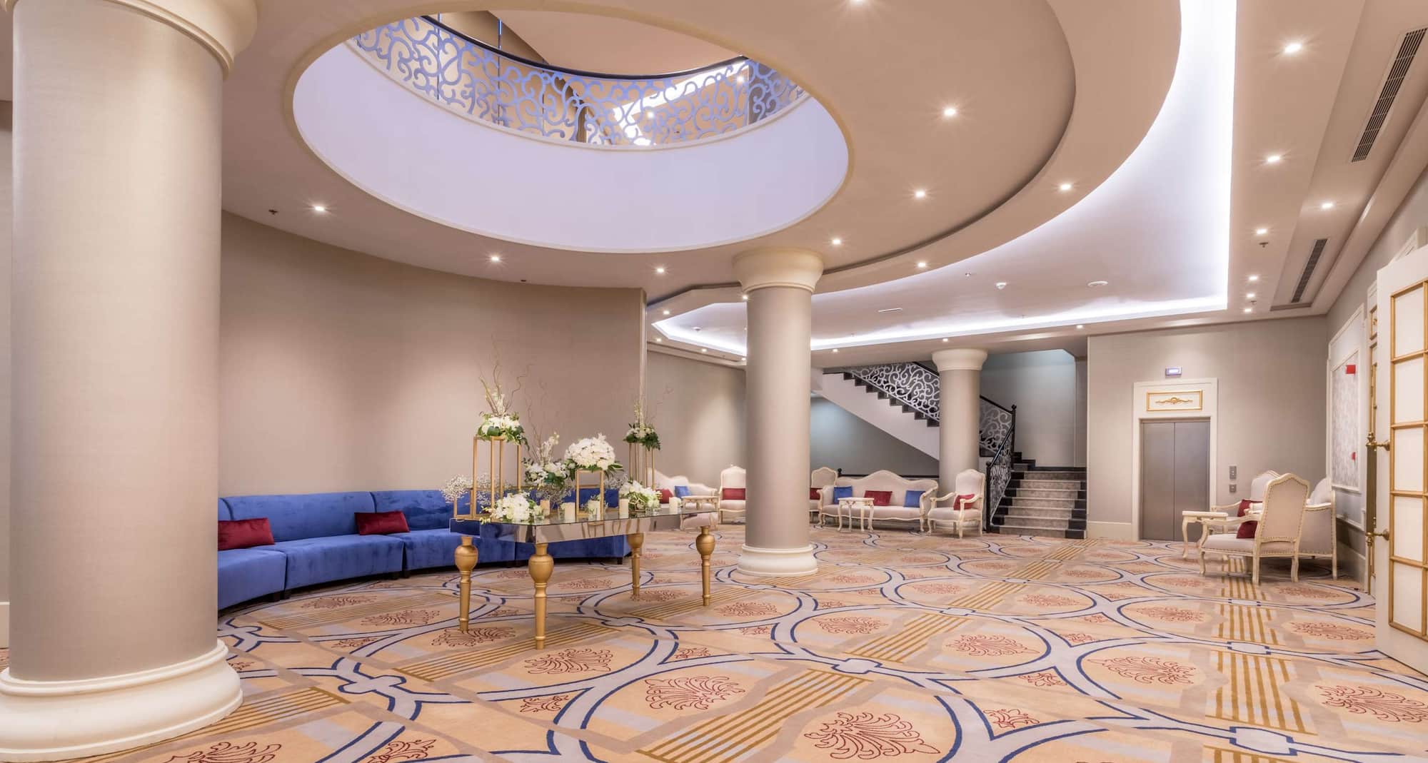 Radisson Blu Plaza Hotel, Jeddah - Ballroom Foyer