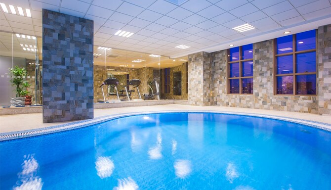 Radisson Blu Hotel, Jeddah Plaza - Pool Area