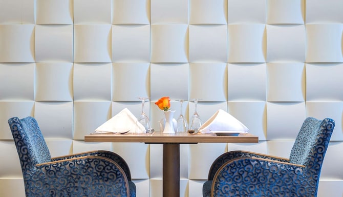 Radisson Blu Plaza Hotel, Jeddah - Restaurant