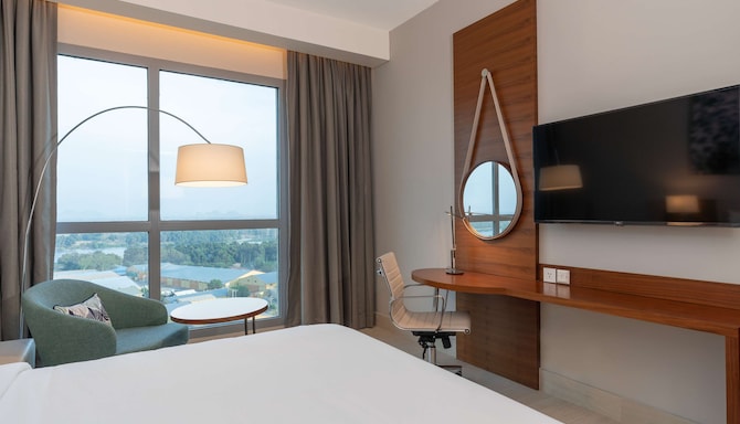 Radisson Blu Hotel, Juba - Presidential Suite view & Superior Room