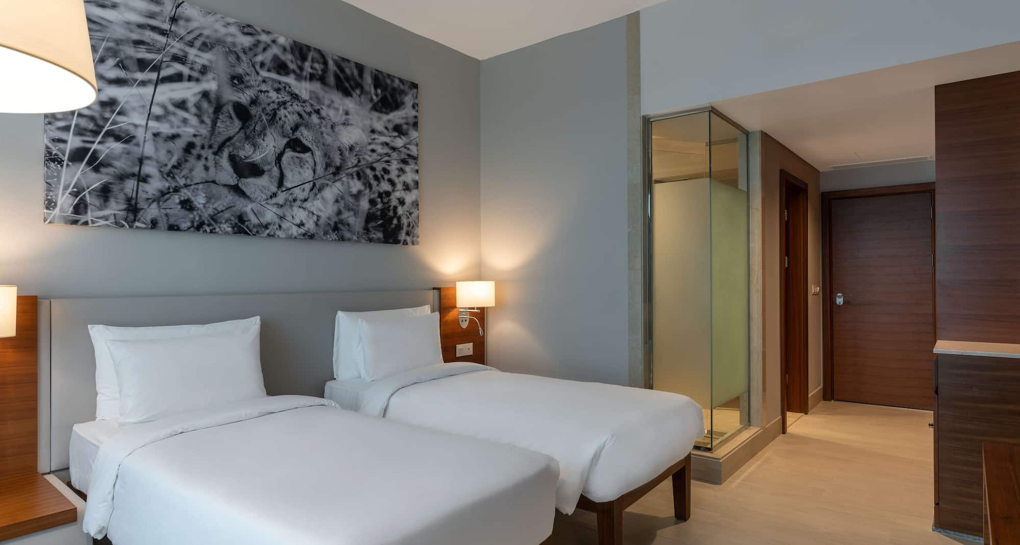 Radisson Blu Hotel, Juba - Superior Room twin beds