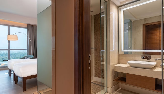 Radisson Blu Hotel, Juba - Superior Room twin beds