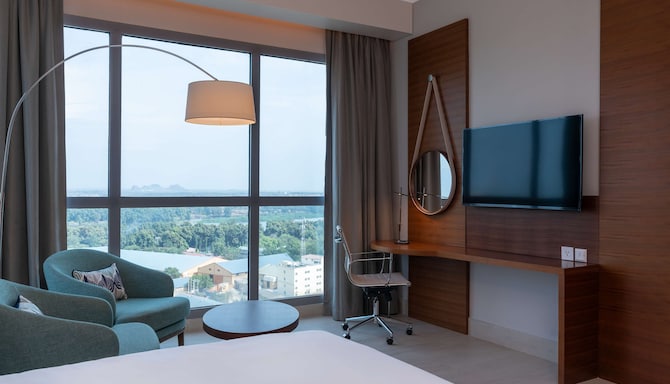 Radisson Blu Hotel, Juba - Executive Room with lounge access