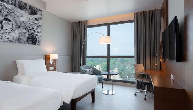 Radisson Blu Hotel, Juba - Premium Suite with lounge access