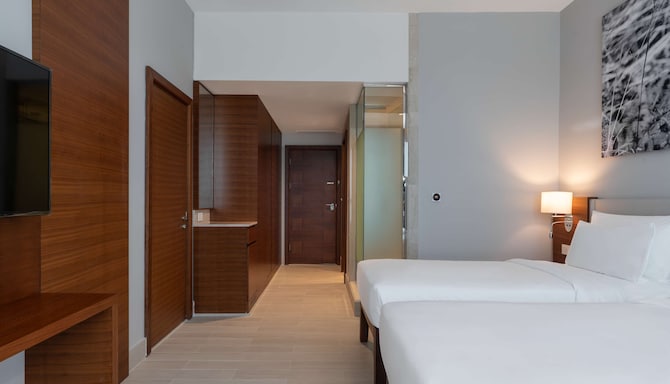 Radisson Blu Hotel, Juba - Premium Suite with lounge access