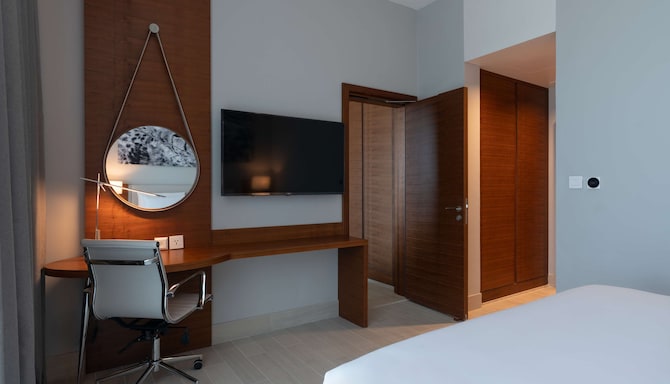 Radisson Blu Hotel, Juba - Suite with lounge access