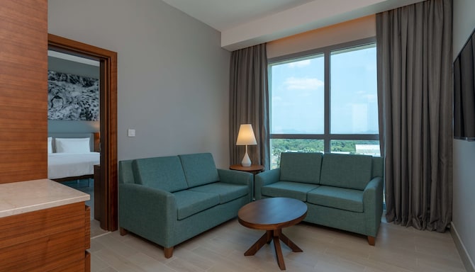 Radisson Blu Hotel, Juba - Suite & Presidential Suite