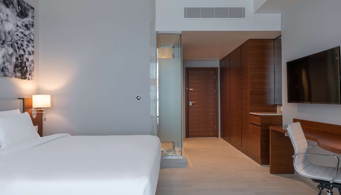 Radisson Blu Hotel, Juba - Executive Suite with lounge access