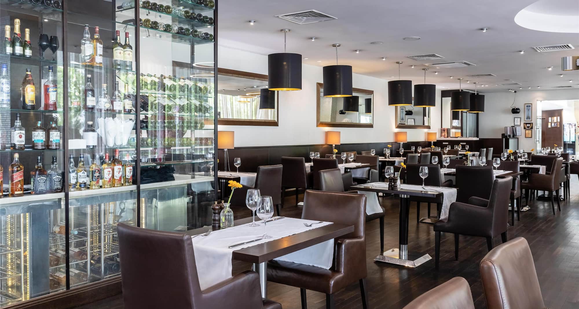 Radisson Blu Hotel, Kaliningrad - Brasserie de Verres en Vers restaurant