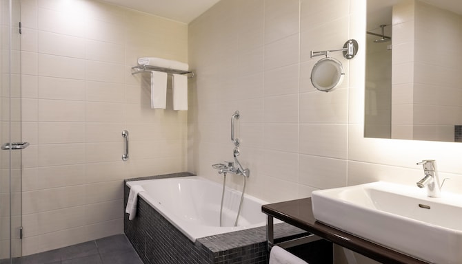 Radisson Blu Hotel, Kaliningrad - Suite High floor