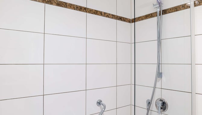 Radisson Blu Hotel, Karlsruhe - Standard Room bathroom