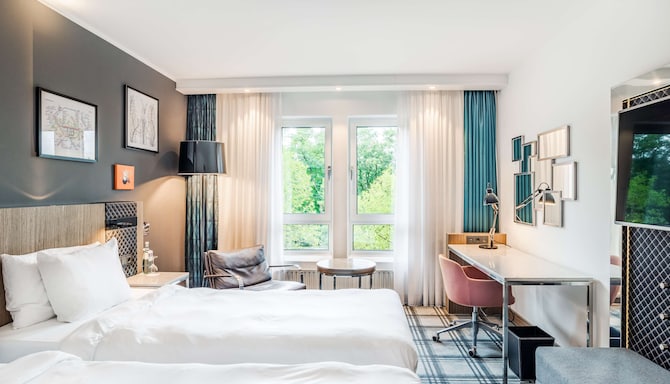 Radisson Blu Hotel, Karlsruhe - Standard Room with twin beds