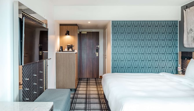 Radisson Blu Hotel, Karlsruhe - Superior Room with connecting doors