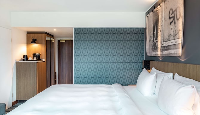 Radisson Blu Hotel, Karlsruhe - Superior Room with connecting doors
