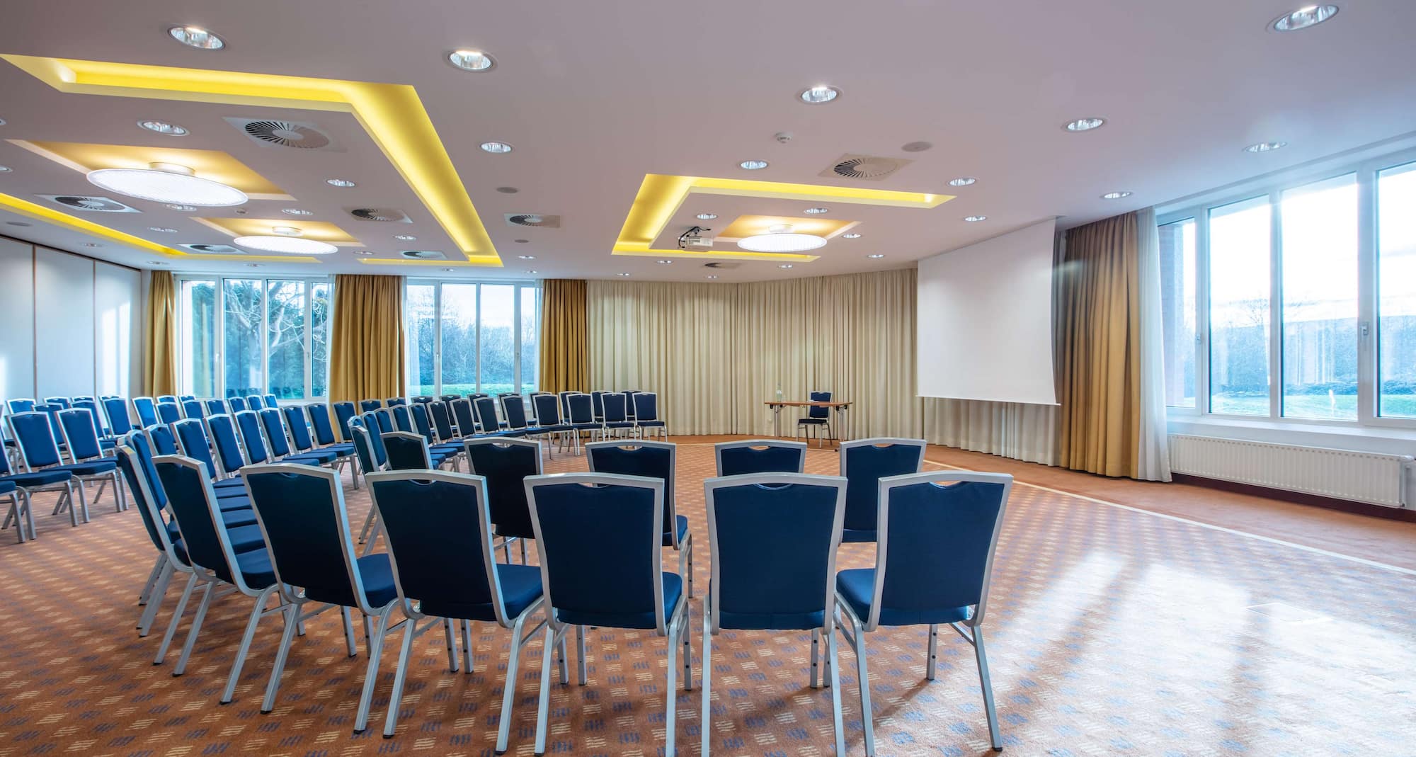 Radisson Blu Hotel, Karlsruhe - Karlsruhe 3 with theater setup