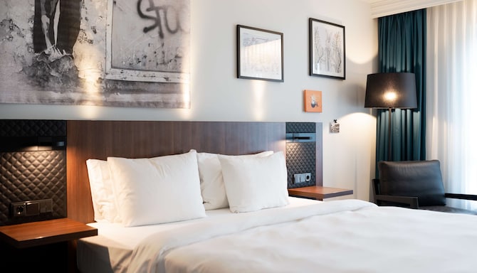 Radisson Blu Hotel, Karlsruhe - One Bedroom Suite