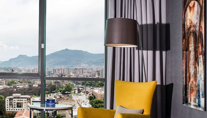 Radisson Blu Hotel, Kayseri - Premium Room - Mountain View