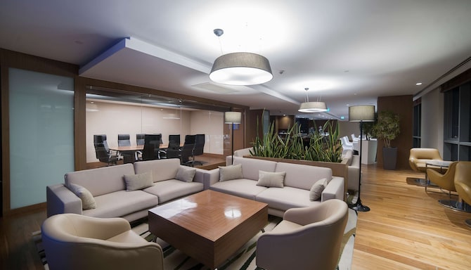 Executive Lounge