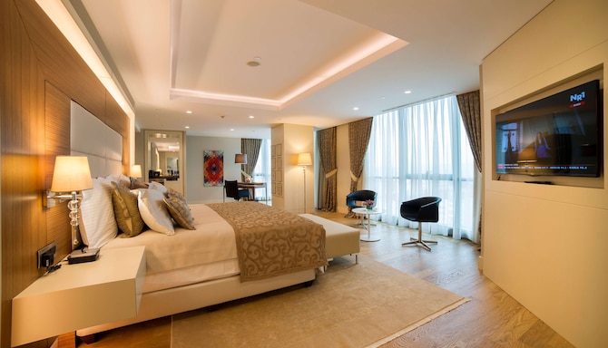 Radisson Blu Hotel, Kayseri - Presidential Suite Bedroom