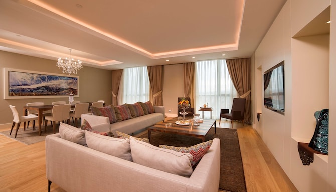 Radisson Blu Hotel, Kayseri - Presidential Suite Living Room