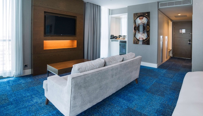 Radisson Blu Hotel, Kayseri - Corner Suite Room
