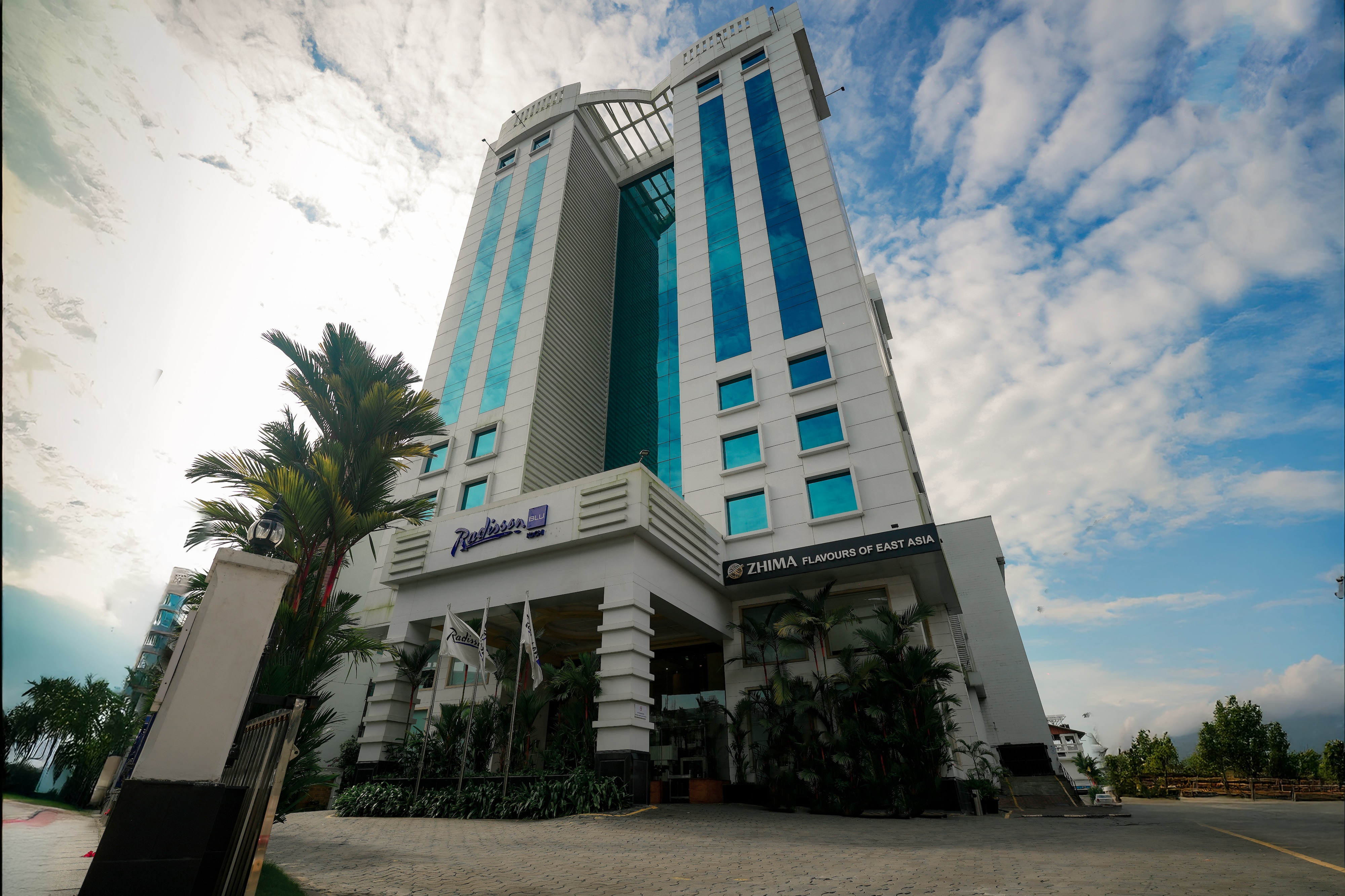 Radisson Blu Hotel, Kochi - Property Video
