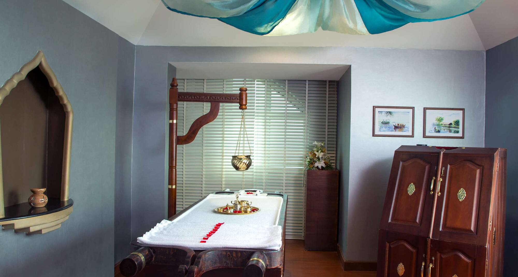 Radisson Blu Kochi - स्पा