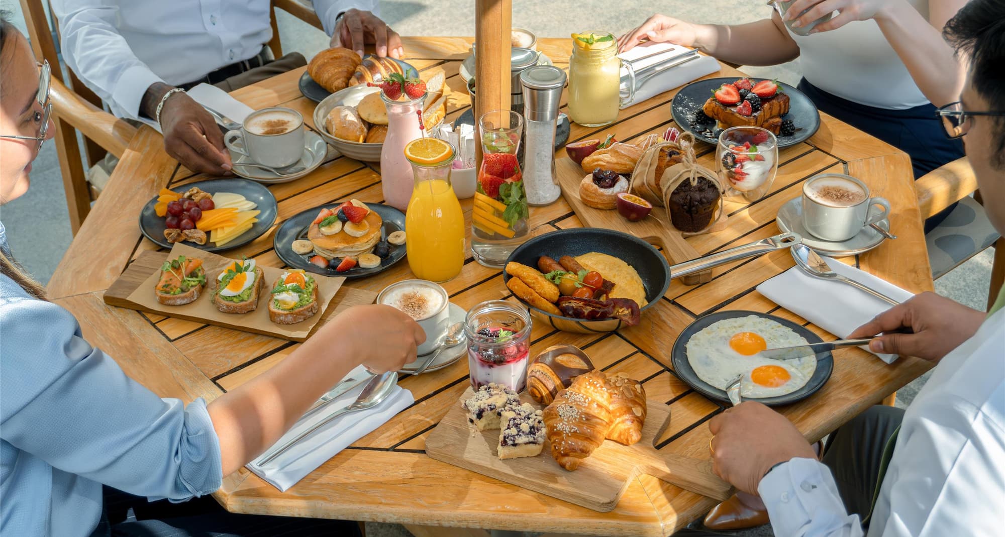 Radisson Blu Hotel, Kuwait - Breakfast