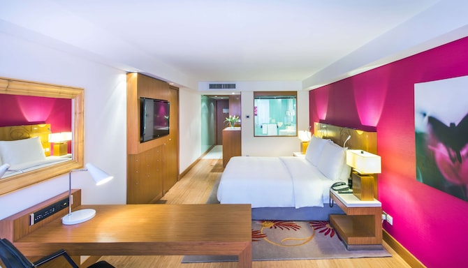 Radisson Blu Hotel, Kuwait - Superior Room