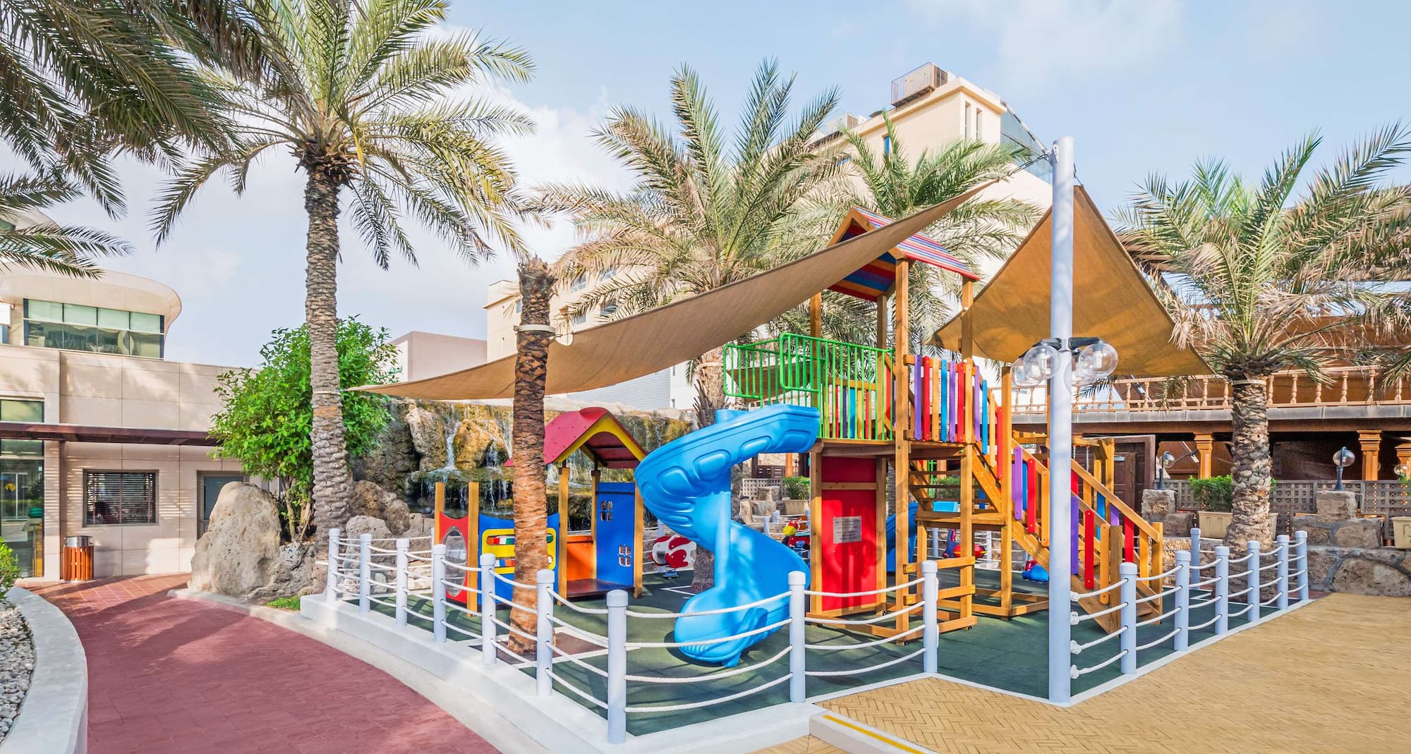 فندق راديسون بلو، الكويت، ملعب الأطفال الخارجي