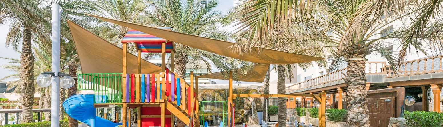فندق راديسون بلو، الكويت - ملعب الأطفال الخارجي