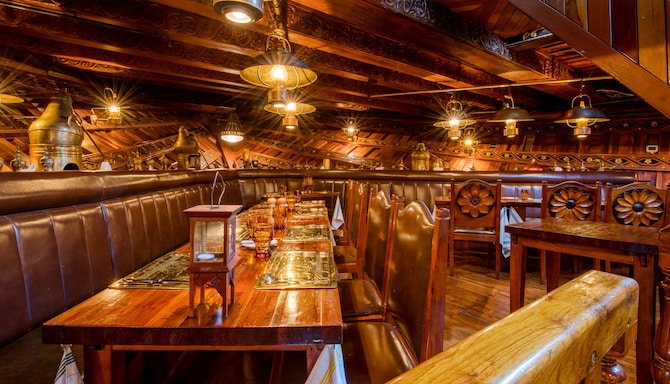 Radisson Blu Hotel, Kuwait - Restaurant Al Boom