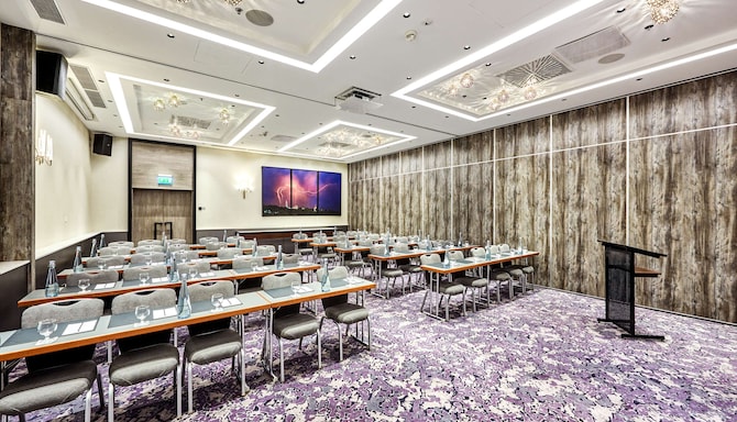 Radisson Blu Hotel, Kyiv City Centre - Embassy Suite