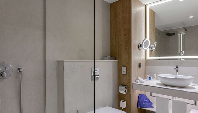 Radisson Blu Hotel, Kyiv City Centre - Bad im Gästezimmer