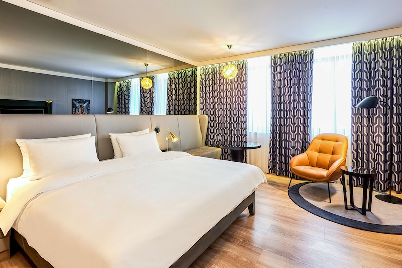 Hotel Rooms & Suites - Radisson Blu In Kyiv, Old Town