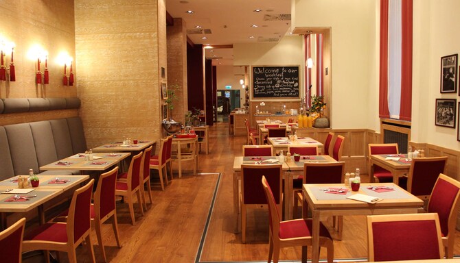 Radisson Blu Hotel, Kyiv - Bistro Cote Est